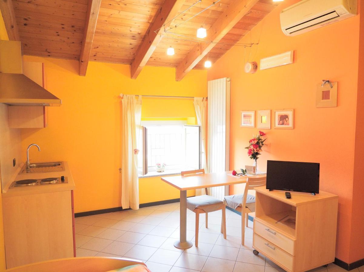 Mini-Appartamenti, Camere Lanterna Blu Mombello Monferrato Экстерьер фото