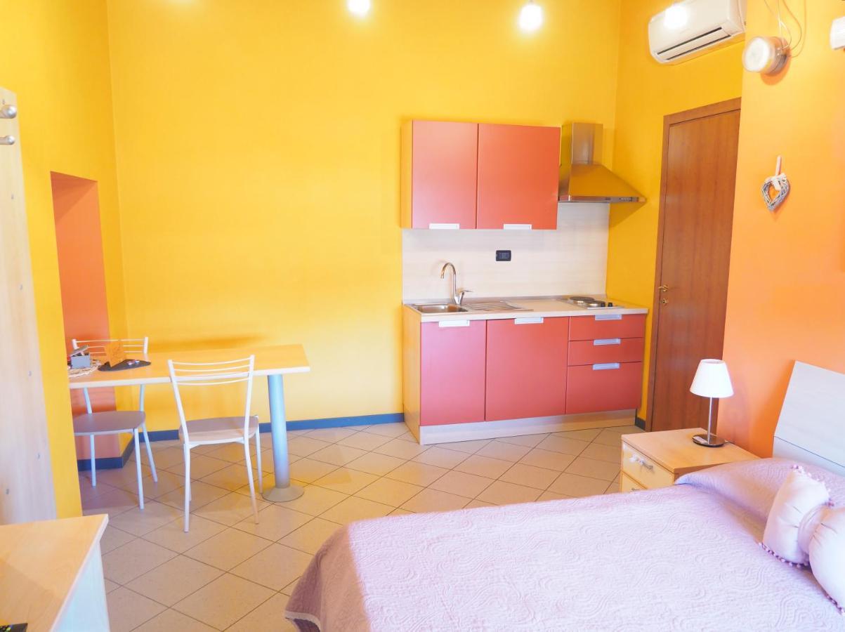 Mini-Appartamenti, Camere Lanterna Blu Mombello Monferrato Экстерьер фото